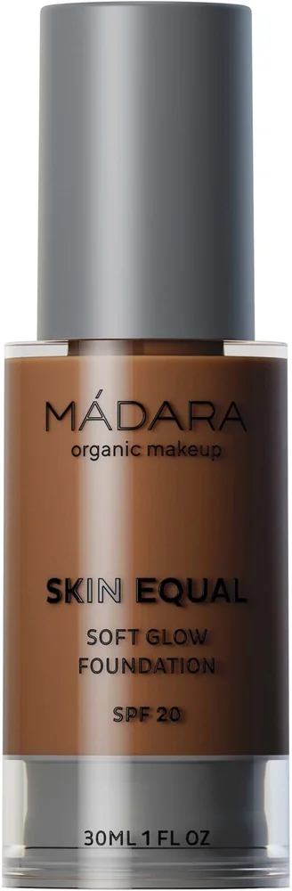 Mádara Equal Foundation SPF20 #90 Chestnut v:9641897
