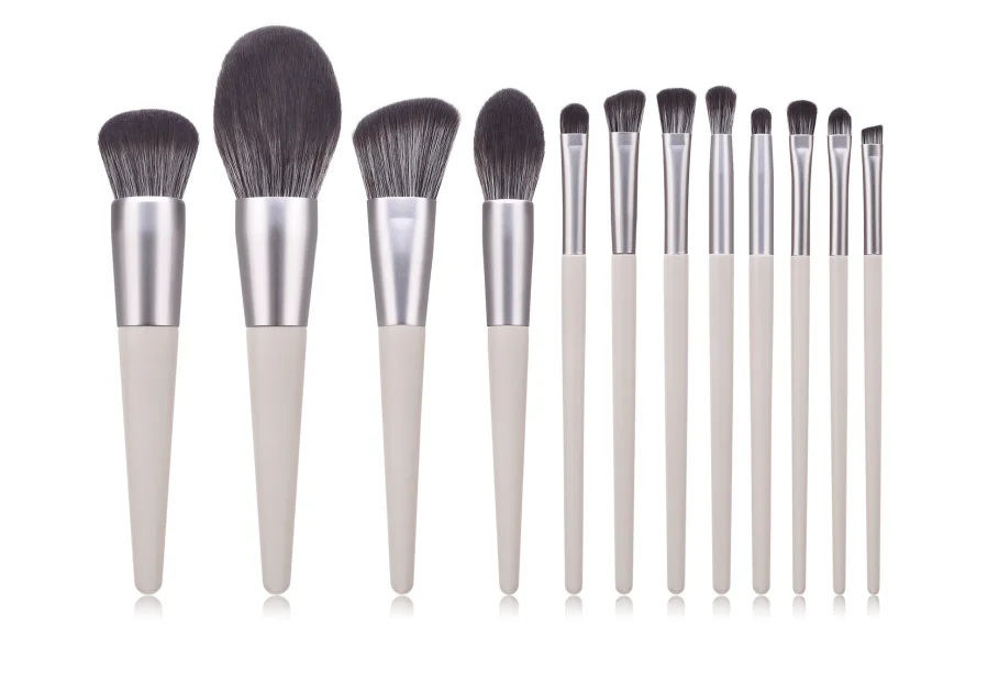 Happy Makeup Pensler Silver – 10 stk. v:1106504