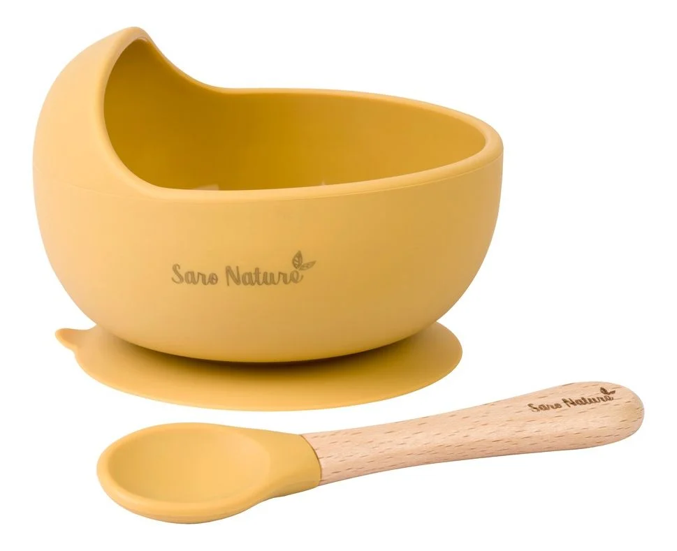 SARO BABY Nordic Wave Spisesett – Mustard – 1 stk. v:1404512