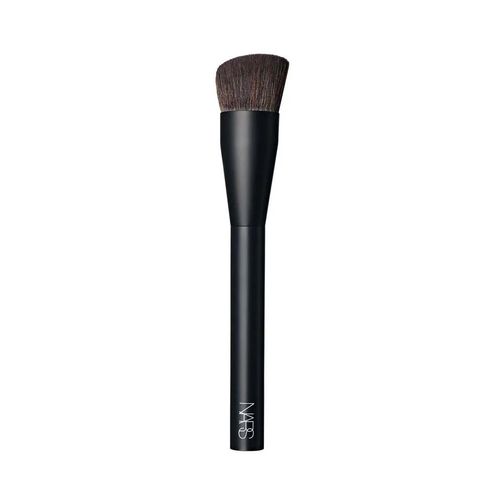 #17 Cream Cheek Brush Nars #17 Cream Cheek Brush – NARS v:7344817