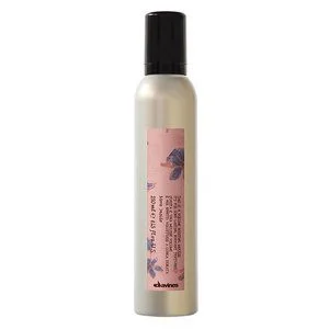 Davines More Inside This Is A Volume Boosting Mousse 250ml v:5861306